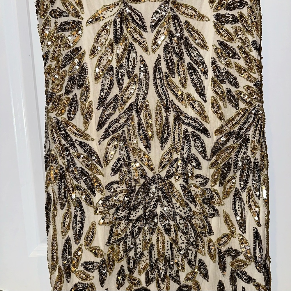 EMBELLISHED LEAF EVENING GOWN | MAC DUGGAL 5107 - Picture 8 of 15